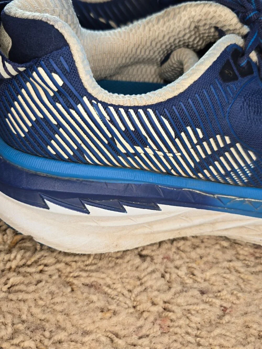 Hoka One One Bondi 5 Blue White Cushioned Running Shoes Men’s US Size 9